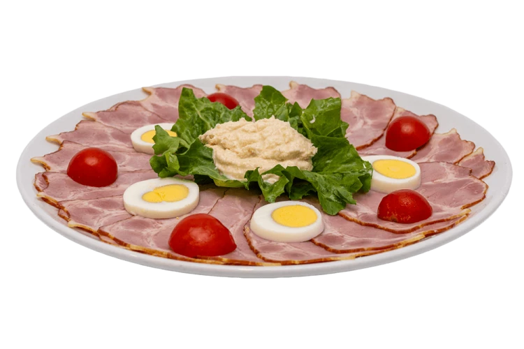 Smoked ham with horse-radish and egg